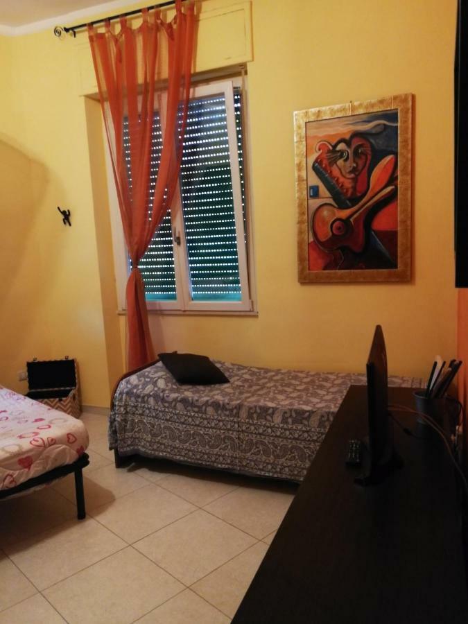 Ethos Rooms Кальяри Экстерьер фото